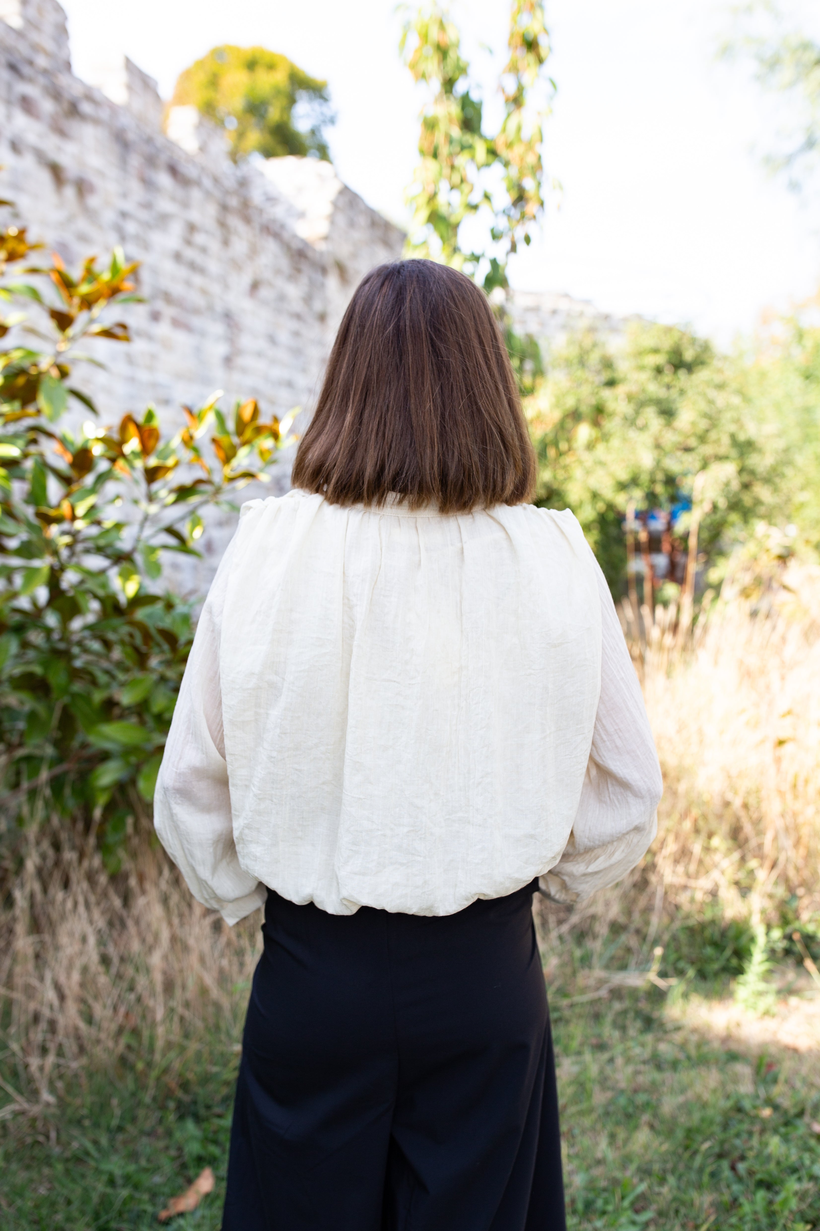 LOUISE BEIGE _ Blouse courte