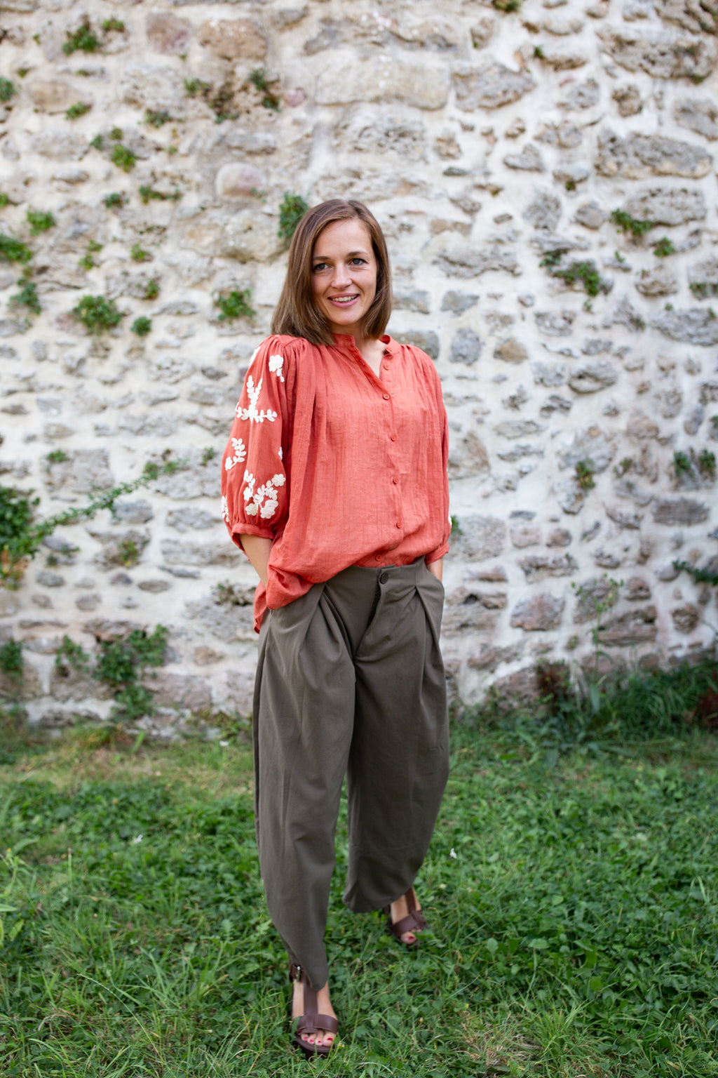 PARIS KAKI _ Pantalon à pinces