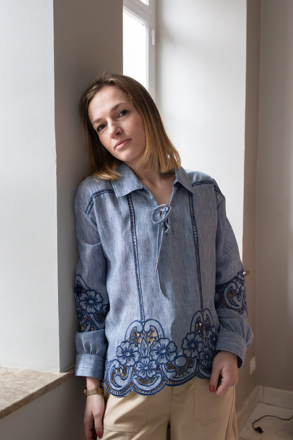 Blouse Bianca _ Bleue